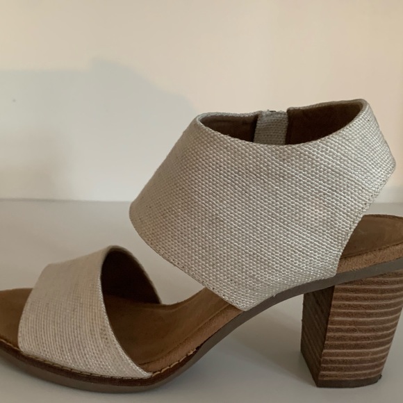 TOMS "Majorca Cutout" Natural Yarn Dye in size 7 - Picture 3 of 8